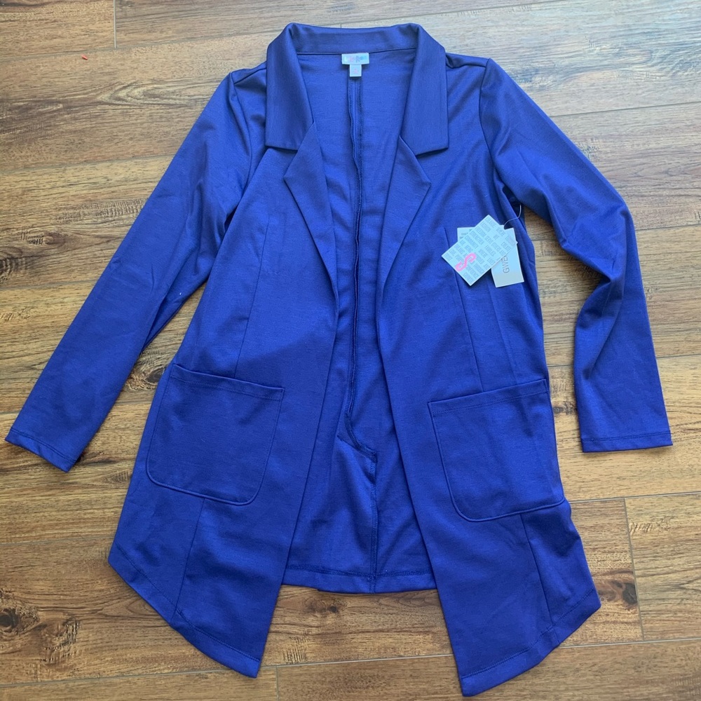 Small LuLaRoe Gwen, NWT